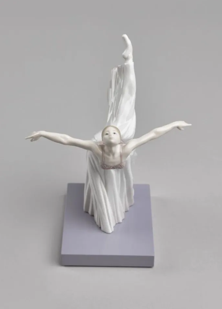 Статуэтка Lladro Жизель Арабеска 27х20см (13100)