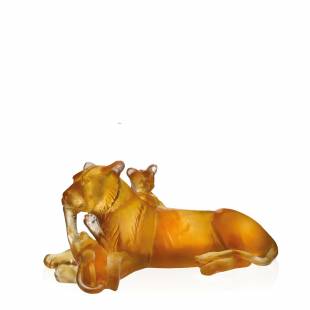 Статуэтка"Лев Lion Daum - янтарный 28,5 см