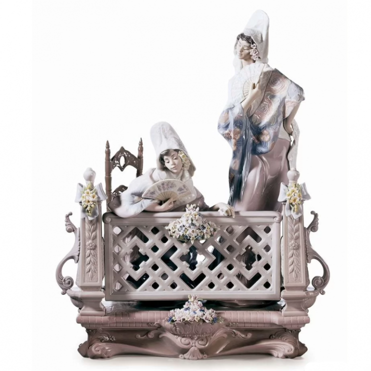 Статуэтка Lladro На балконе 50х30см (13320)
