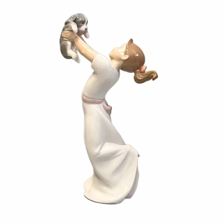 Скульптура Lladro "Лучший из друзей" 22см (9229)