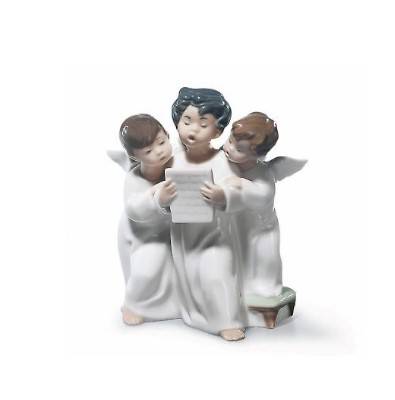 Скульптура Lladro "Ангел" 12х18см (13836)