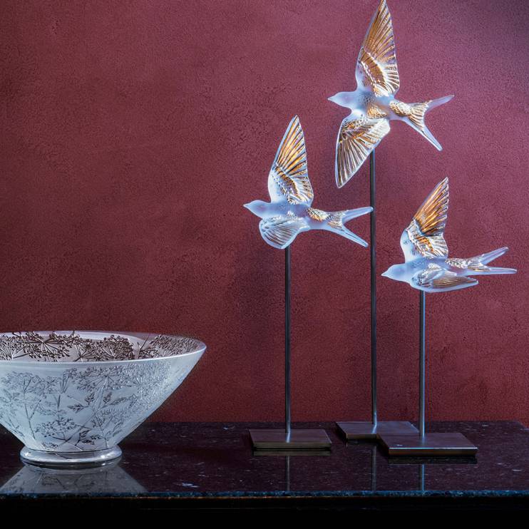Скульптура настенная Lalique Swallow wings up Hirondelles 15 см (8144)