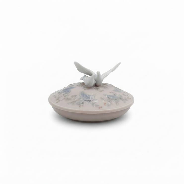 Статуэтка-шкатулка Lladro Sweet 9 см (10348)