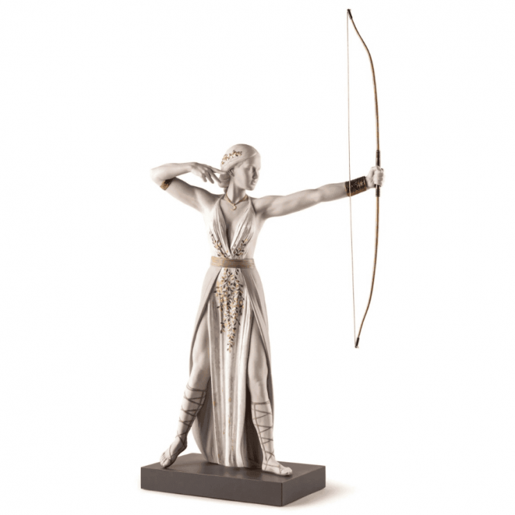 Lladro sculpture "Diana", 87x47cm (16070)