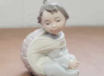 Статуэтка Lladro Малыш-черепашка 10см (12684)